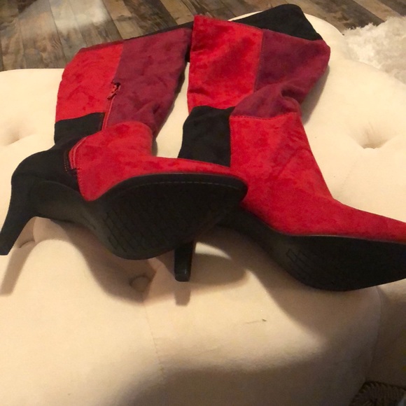 Rialto Boots Size: 8, Heel Height: 3 1/2 - Picture 4 of 4